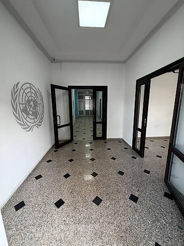аренда офис бишкек: Аренда офисов, 666 м², В бизнес центре — 10