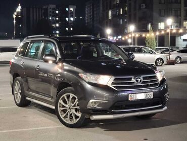 7 местный машина: Toyota Highlander 2011. 3.5 л. автомат, полный привод. Продаю