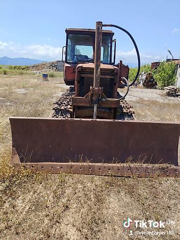 traktor dt 75 celilabad: Buldozer (paletli traktor) – DT-75 seriyası Texniki təsvir: - Tip — 1