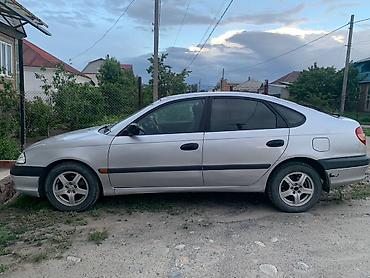 оочень: Toyota Avensis: 2001 г., 1.8 л, Автомат, Бензин, Лифтбек — 3