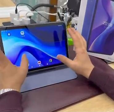 Digər planşetlər: Android planşet - Geniş ekranlı planşet, çoxnazik çərçivə ilə - — 1