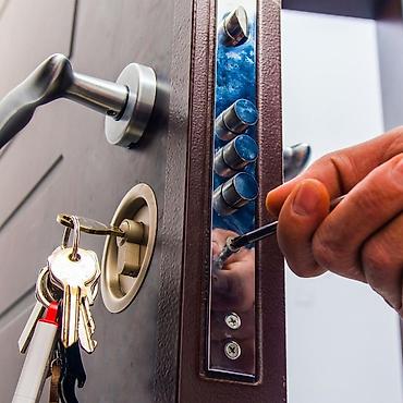 Ремонт окон и дверей: Дверь, Фурнитура, Окно: Установка, Замена, Ремонт at lalafo.kg — 10 Ремонт окон и дверей: Дверь, Фурнитура, Окно: Установка, Замена, Ремонт — 10