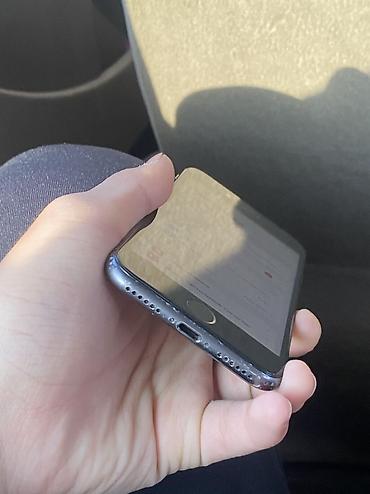 Apple iPhone: IPhone 8, Б/у, 64 ГБ, Черный, 100 % — 5