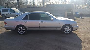 x class: Mercedes-Benz E-Class: 1999 г., 3.2 л, Седан — 3