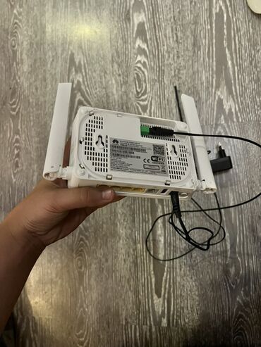 planşet honor: Huawei brendinə məxsus İnternen Satilir bu qiymete yoxdur Real Alici