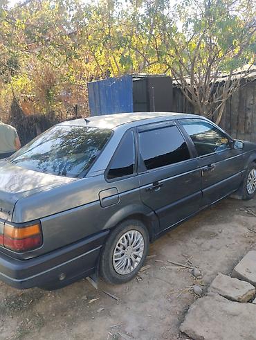 фары акорды: Volkswagen Passat: 1990 г., Седан — 1