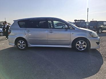 Toyota: Toyota Ipsum: 2003 г., 2.4 л, Автомат, Бензин, Минивэн — 2