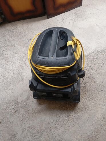 Paltaryuyan maşınlar: Tozsoran Karcher, Quru təmizləmə