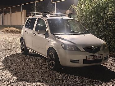 belarus 82: Mazda Verisa: 2003 г., 1.5 л, Механика, Бензин, Хэтчбэк — 1