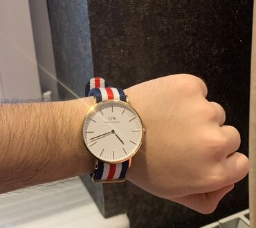 Qol saatları: Qol saatı, rəng - Qızılı