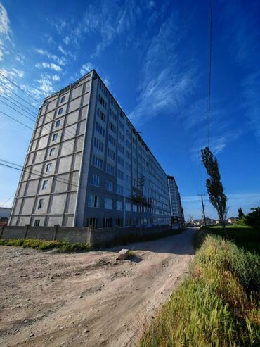 вторичное жилье: 2 комнаты, 93 м², 107 серия, 3 этаж, ПСО (под самоотделку)