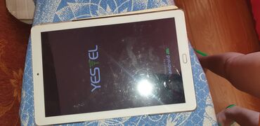 Noutbuk və netbuklar: Yestel planseti.hec bir sinigi qirigi cati defekti yoxdur.nomre