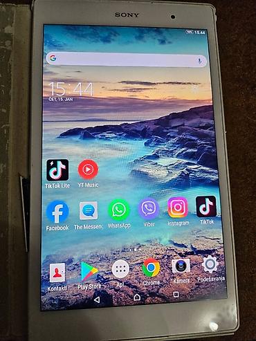 Tableti: Sony Xperia tablet sa originalnom futrolom - Ekran: 8” (prikaz — 1