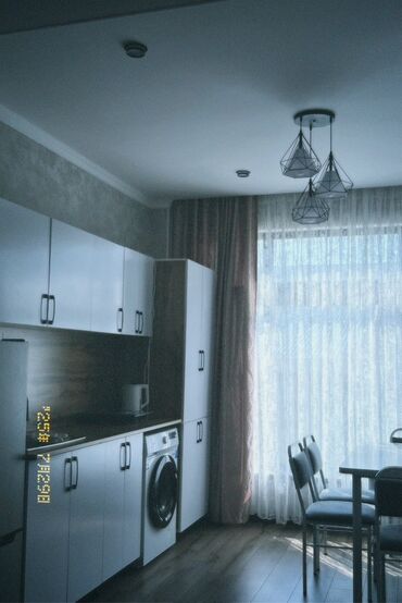 Продажа квартир: 3 комнаты, 60 м², 2 этаж — 7