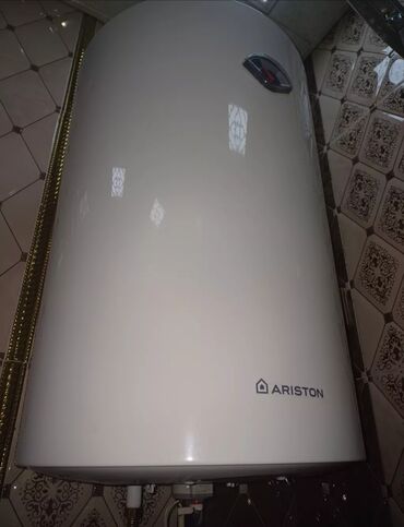 kredit kalonkalar: Ariston 80 l, İşlənmiş, Kredit yoxdur, Ünvandan götürmə