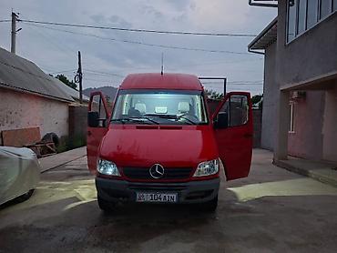 Mercedes-Benz Sprinter (длинная база, высокий крыша), красный фургон