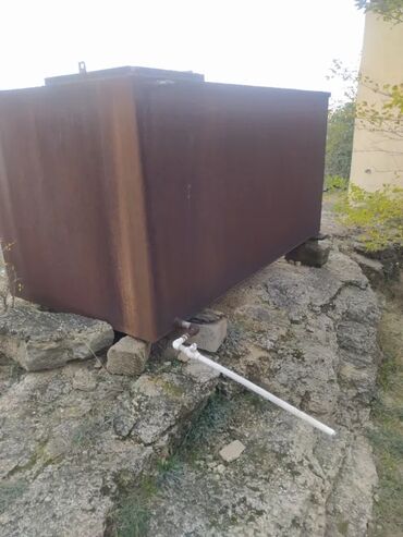 Baklar və çənlər: Metal su/yanacaq çəni - Material: qalın divarlı polad - Forma — 7