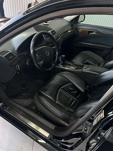 210 е55: Mercedes-Benz E-Class: 2004 г., 3.2 л, Автомат, Дизель, Седан — 6