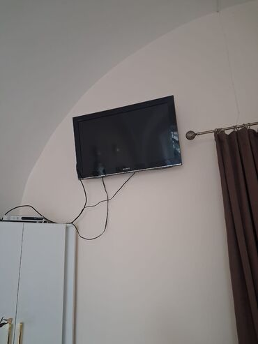 Televizorlar: Qiymet 200 manat
