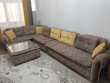 jurnalin masa: Kunc divan qarsisndaki jurnal masasi ile birge.qiymet 350 man.acilmir — 1