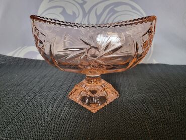 Činije: Bombonijera nova presovano staklo. Bombonijera pun rad — 3