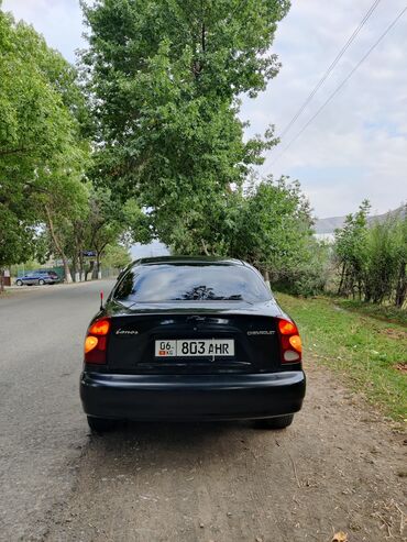 срочно продаю машина: Сатылат Chevrolet lanos !!!
жылы:2006 черный цвет. 
Келишим Баала!