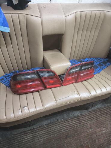Стоп-сигналы: Комплект стоп-сигналов Mercedes-Benz 2000 г., Б/у, Аналог, Китай