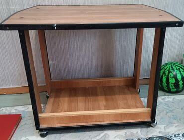 ремонт комодов: Тумба и подставка для телевизора, Б/у, Напольная, Дерево, Самовывоз, Платная доставка, цвет - Коричневый