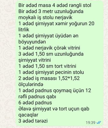 Konteynerlər: Bir ədəd masa, 4 ədəd rəngli stol, 3 metrlik moykalı iş stolu