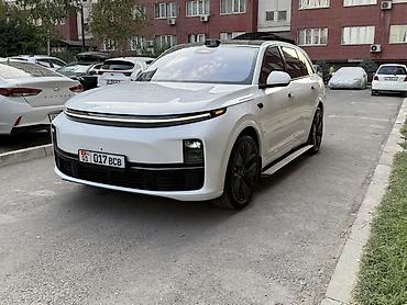 wuling mini ev: Lixiang L7: 2023 г., 1.5 л, Автомат, Гибрид, Кроссовер — 1