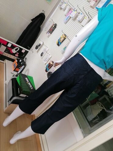 Pantalone: Pantalone Vel 31
Prelep model — 6