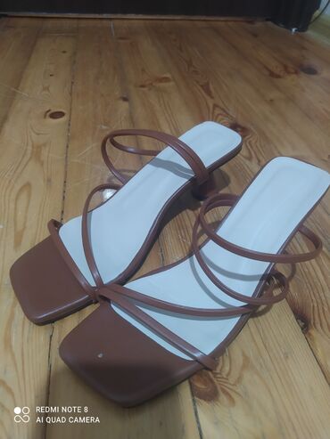 мужская обувь в баку: Tuflilər, Ölçü: 41, rəng - Qəhvəyi, Yeni