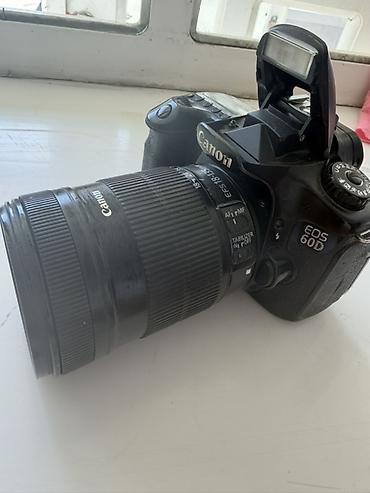 цифровой фотоаппарат samsung es95: Зеркальная камера Canon EOS 60D с объективом Canon EF-S 18–135mm IS — 1