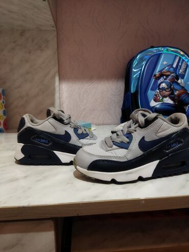 nike детский: Nike Air max (оригинал), состояние отличное! 28 размер