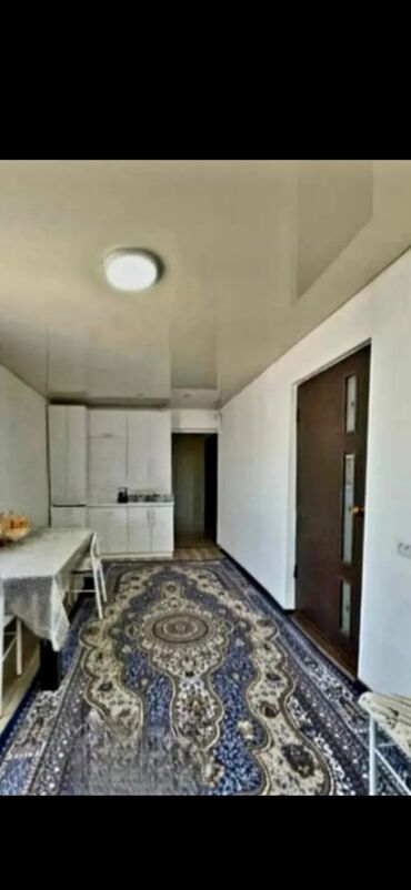 старые дома: 55 м², 3 комнаты, Парковка, Забор, огорожен