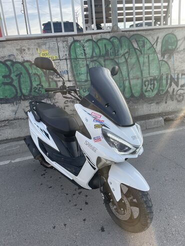 мопед ош: В продаже макси Мелкие вложения Есть царапины по пластику Заводится