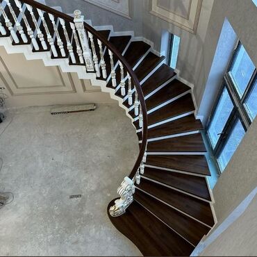 Обшивка лестниц: Обшивка лестниц Материал: Другой материал, Гарантия — 9