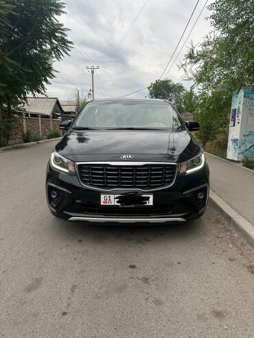 машина на час: Kia Carnival: 2019 г., 2.2 л, Типтроник, Дизель, Минивэн
