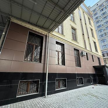 Здание, 830 м²