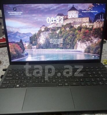 mini laptop: AMD A12, 4 GB, 12.3 "