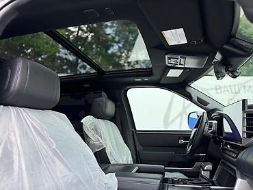 Toyota: Toyota Sequoia: 2023 г., 3.5 л, Автомат, Гибрид, Внедорожник — 15