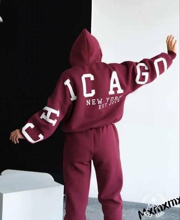 Gornji i donji deo: Termo 
3200 din 
S, M nije za vise
ij — 8