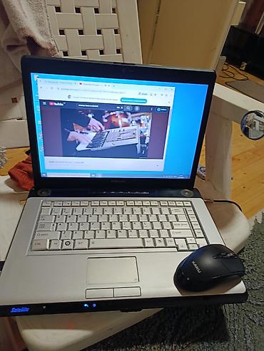 kamera ev: Toshiba Satellite noutbuk Toshiba Satellite seriyasına aid noutbuk — 1