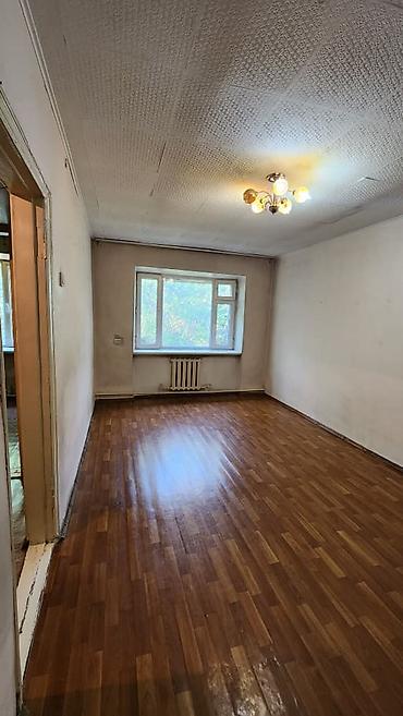 кольбаев: 1 комната, 29 м², Таатан ТЦ Индивидуалка, 1 этаж, Требуется ремонт — 3