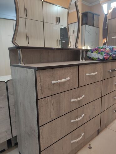 Комоды для одежды: Комод для одежды, Новый, С зеркалом, ЛДСП, цвет - Бежевый, Бесплатная доставка — 9