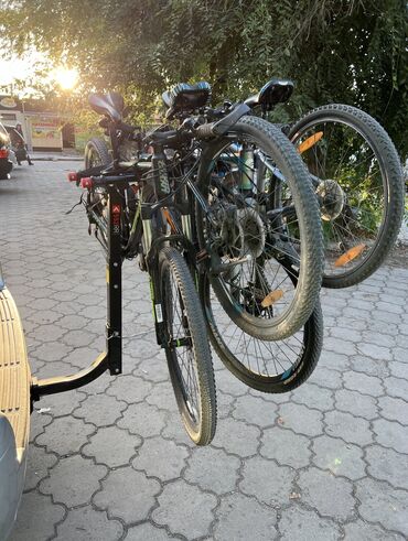 багажник для велосипеда на фаркоп: Продаю крепление на пять велосипедов Производство США Продуманная