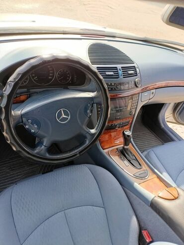 Mercedes-Benz: Mercedes-Benz E-Class: 2002 г., 3.2 л, Автомат, Бензин, Лимузин — 2
