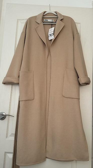 Пальто: Женское пальто ZARA, модель прямого кроя oversize. - Цвет: бежевый — 2