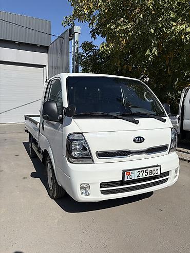 Транспорт: Hyundai Porter: 2020 г., 2.4 л, Механика, Газ, Бус — 2
