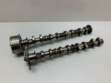 Zəncir və kəmərlər: Toyota Prius 50 kuzə mühərrik ehtiyat hissələri satılır Mətn: Toyota — 9